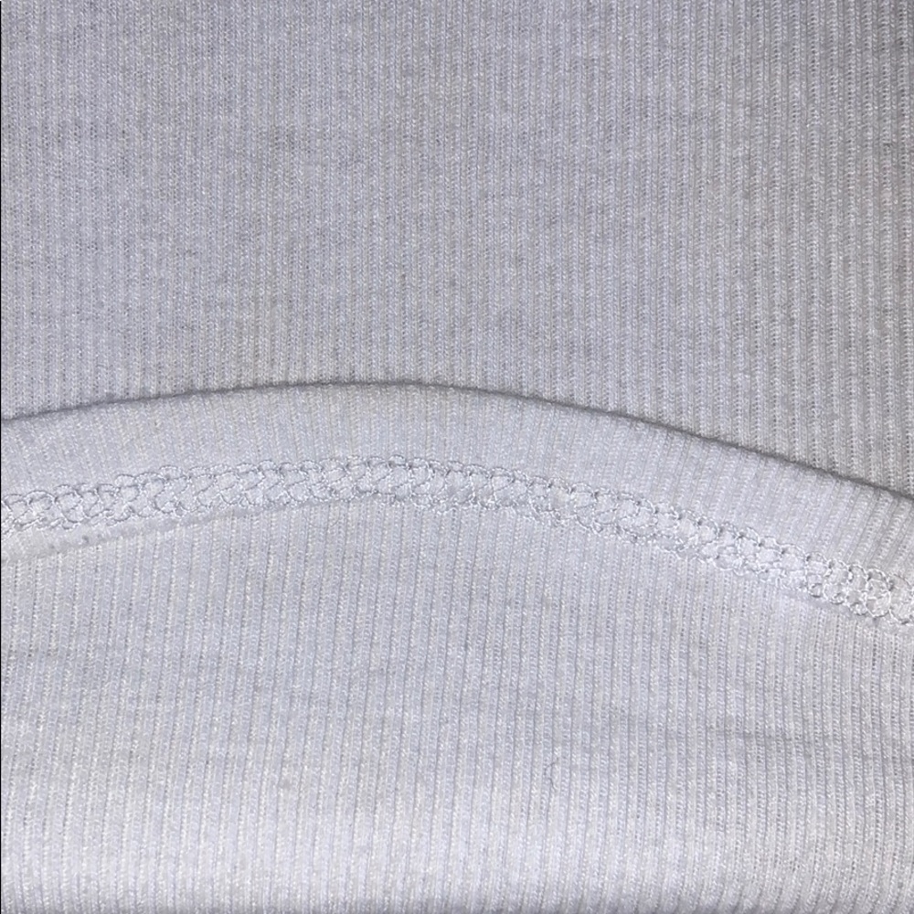 Top - Picture 4 of 5